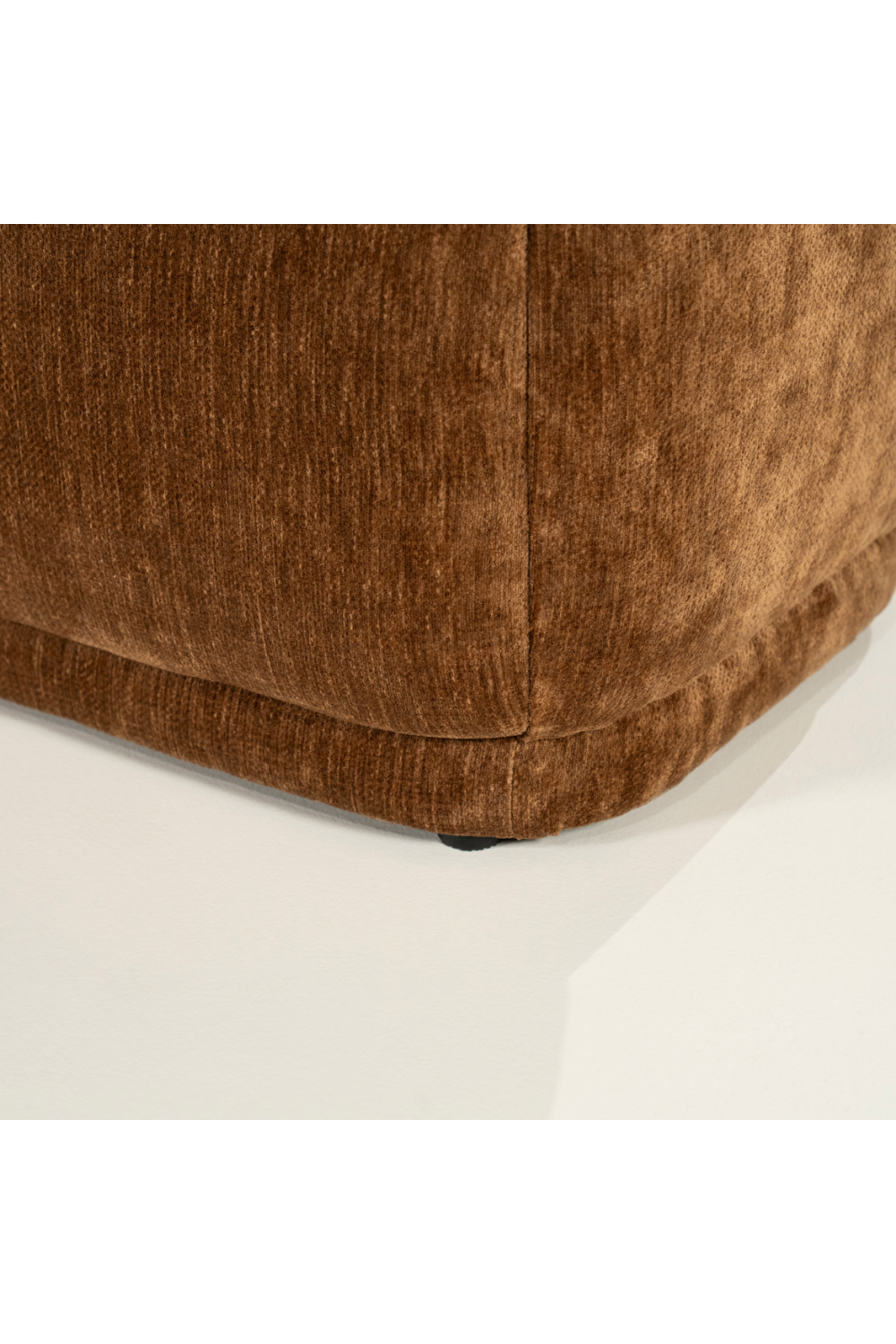 Fully-Upholstered Cushion Bench | Oroa.com