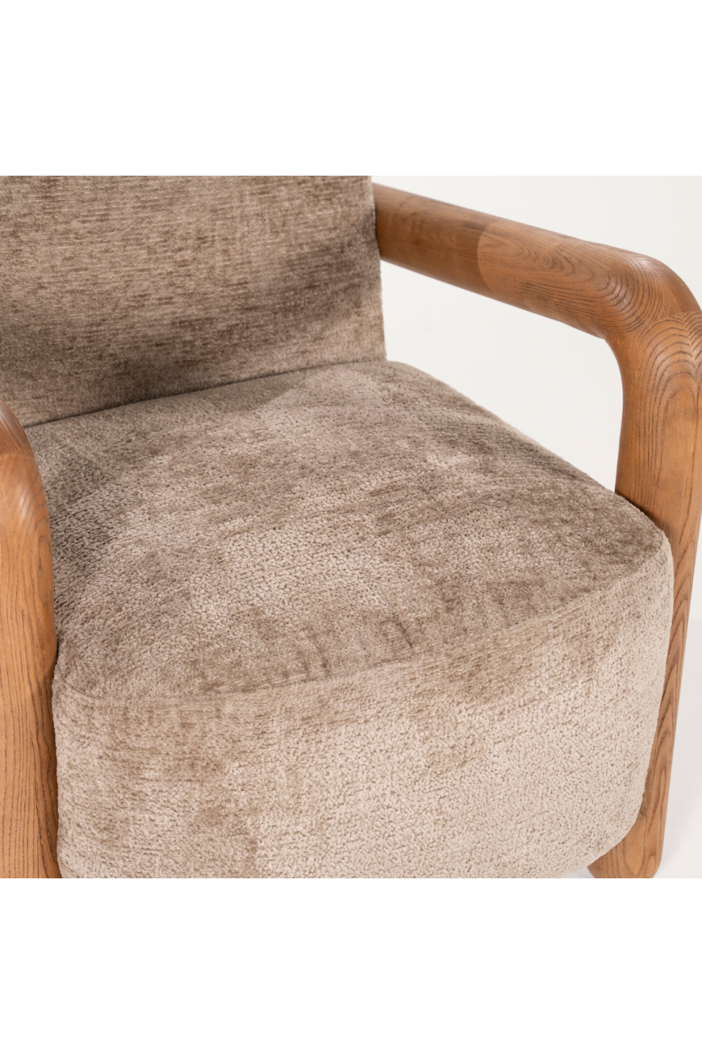 Wood-Framed Lounge Chair | Oroa.com