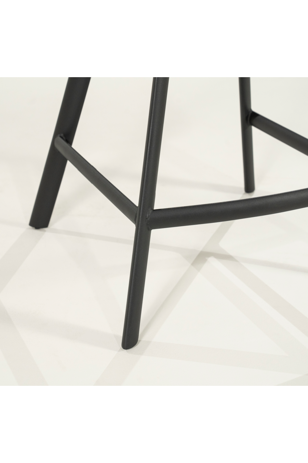 Upholstered Bar Stool with Arms | Oroa.com