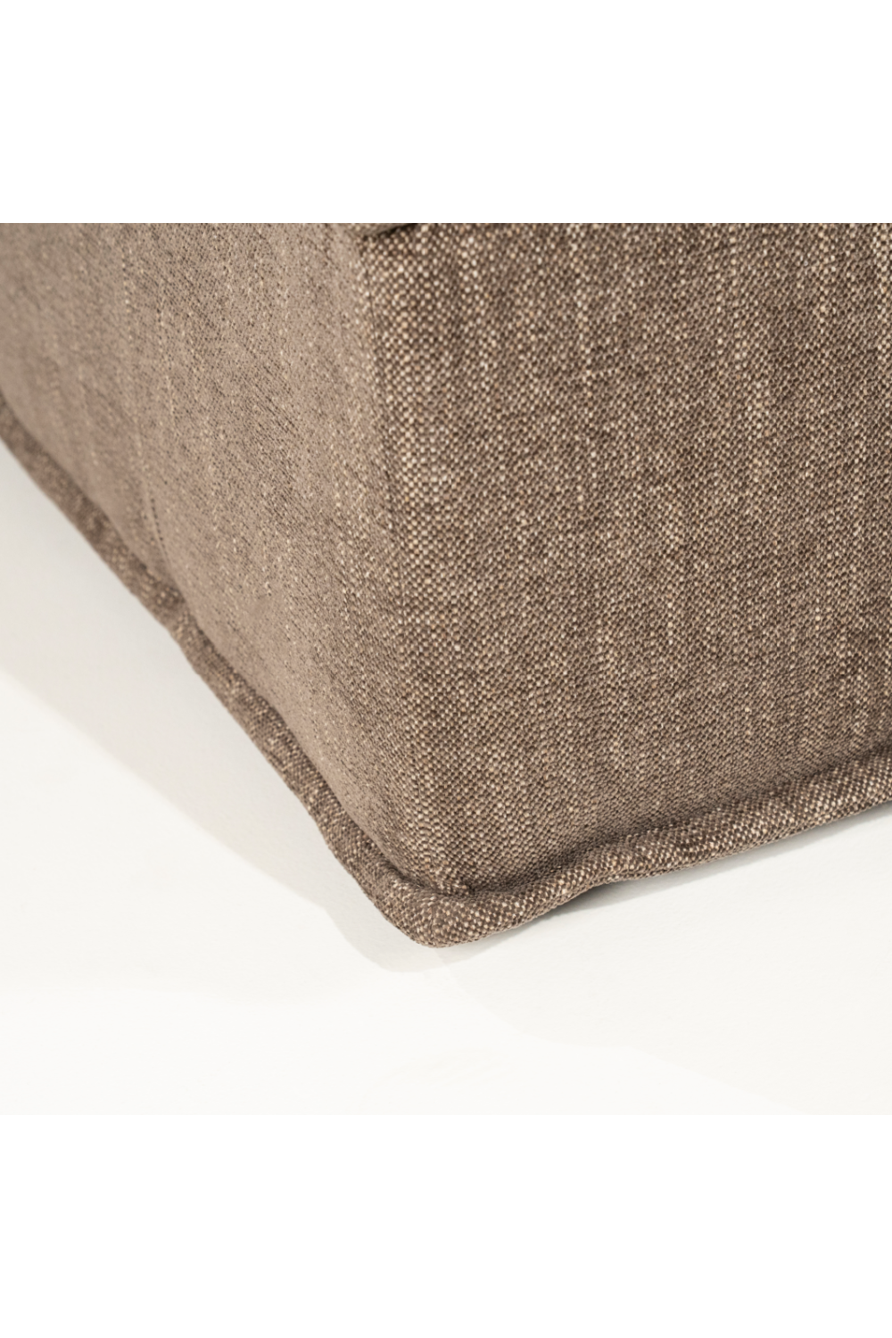 Square-Tufted Beige Lounge Chair | Oroa.com