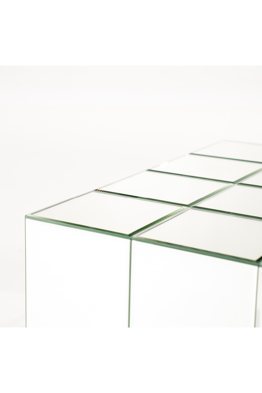 Glass Panels Coffee Table | Oroa.com