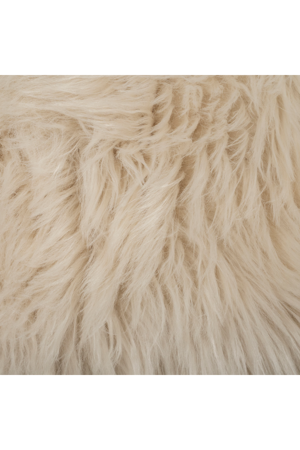 Furry Minimalist Carpet 5' x 7'5" | By-Boo Laska | Oroa.com