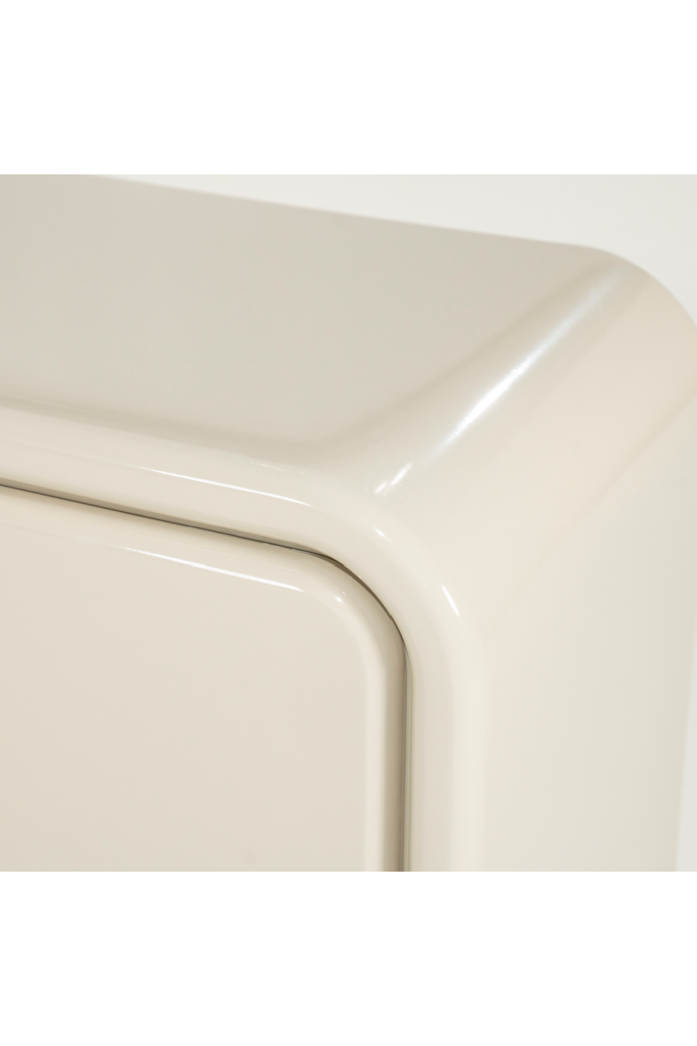 High-gloss 2-Door Dresser | Oroa.com