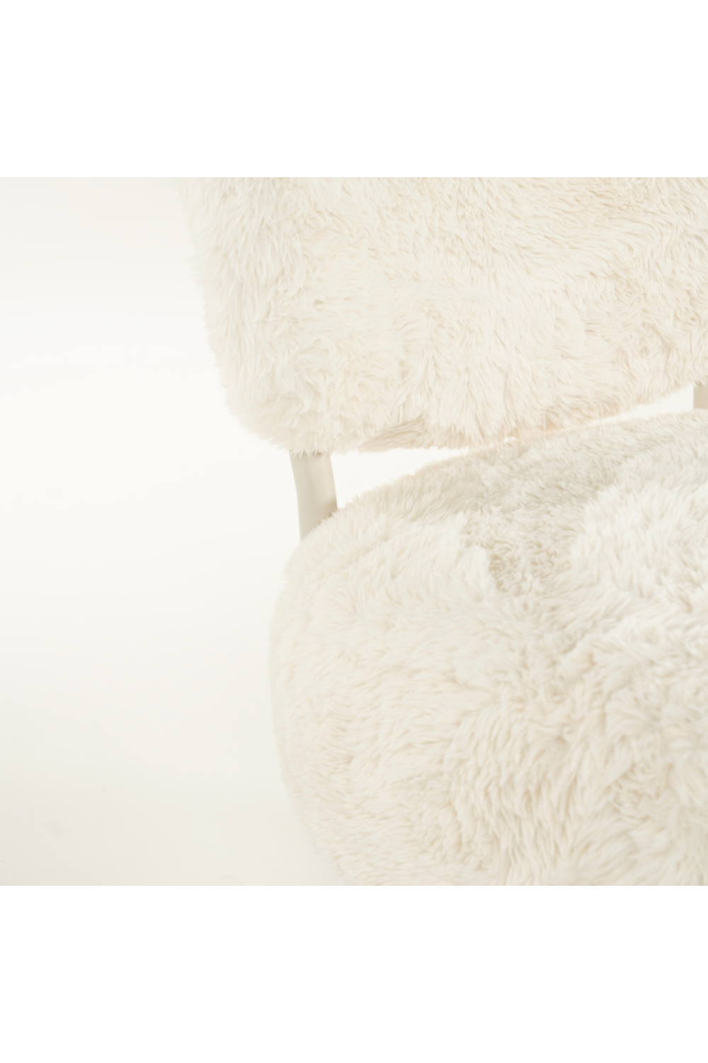 Round Furry Swivel Chair | Oroa.com