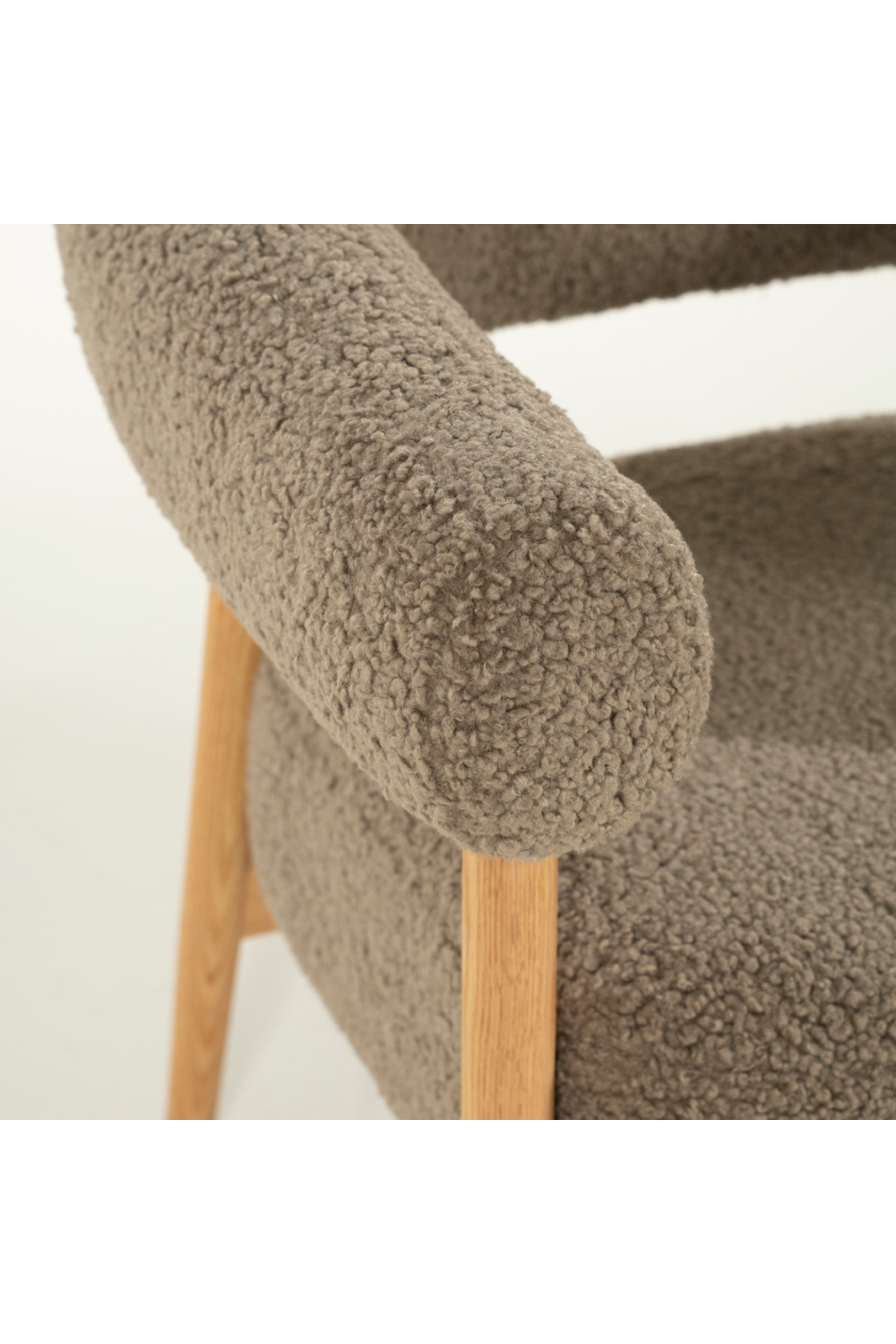 Oak Framed Curve Lounge Chair | Oroa.com
