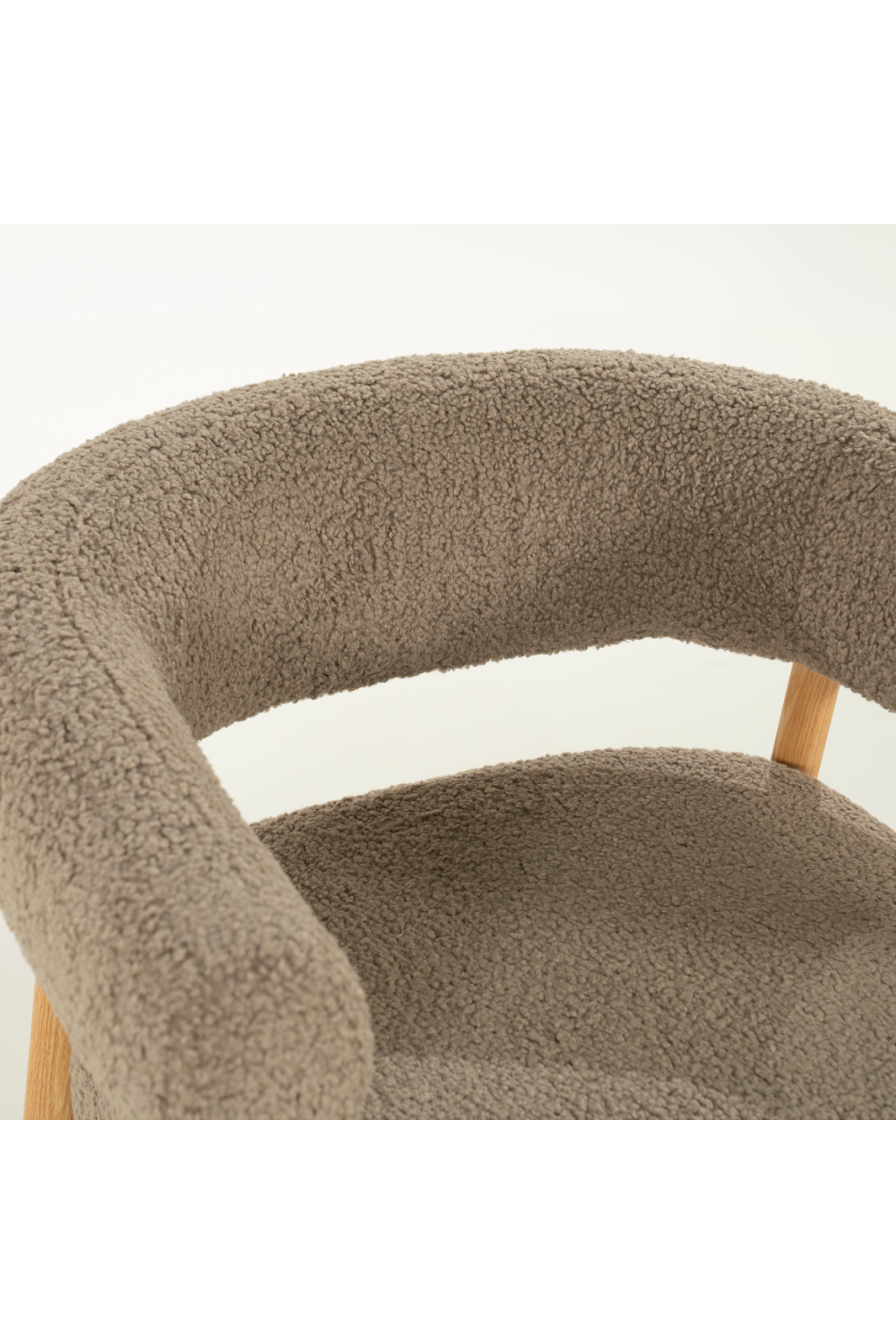 Oak Framed Curve Lounge Chair | Oroa.com