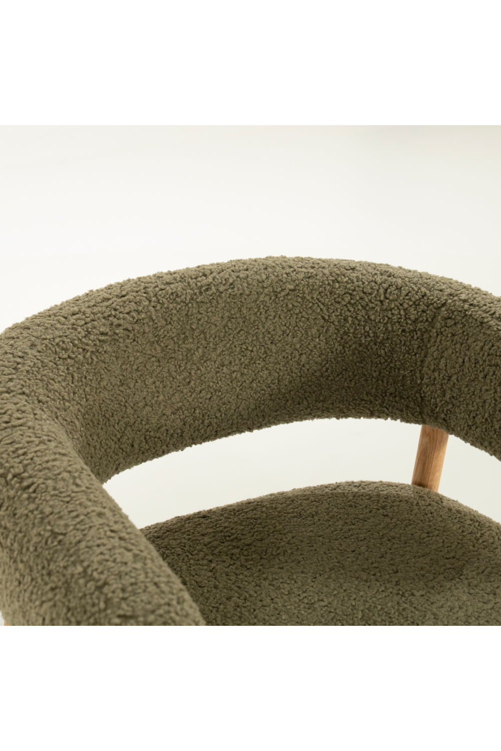 Oak Framed Curve Lounge Chair | Oroa.com