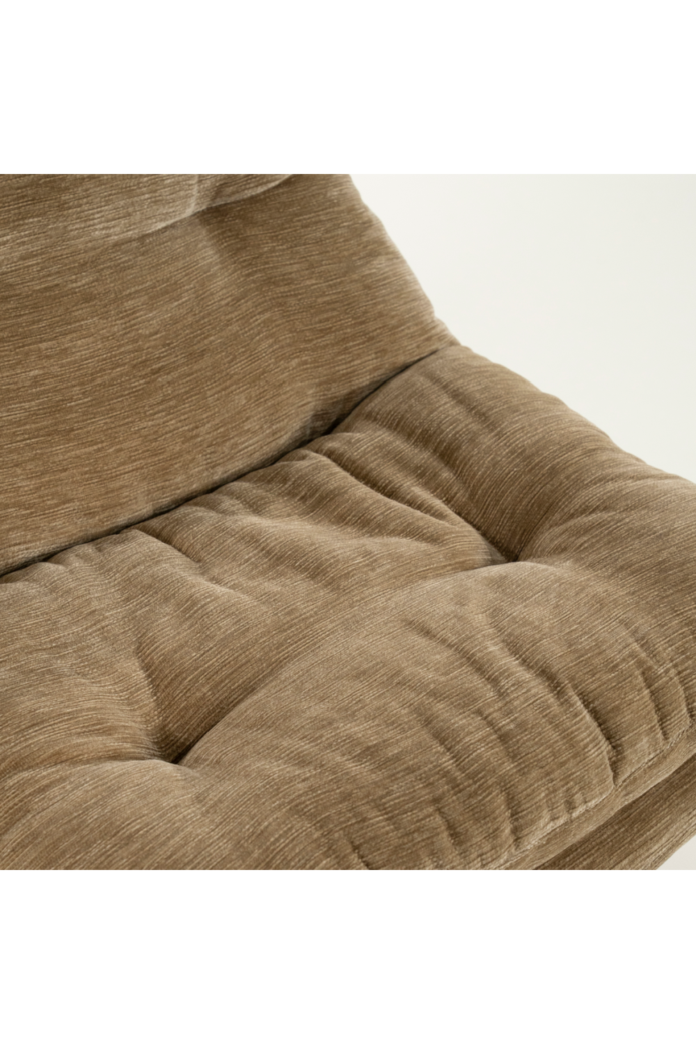 Padded Swivel Lounge Chair | Oroa.com