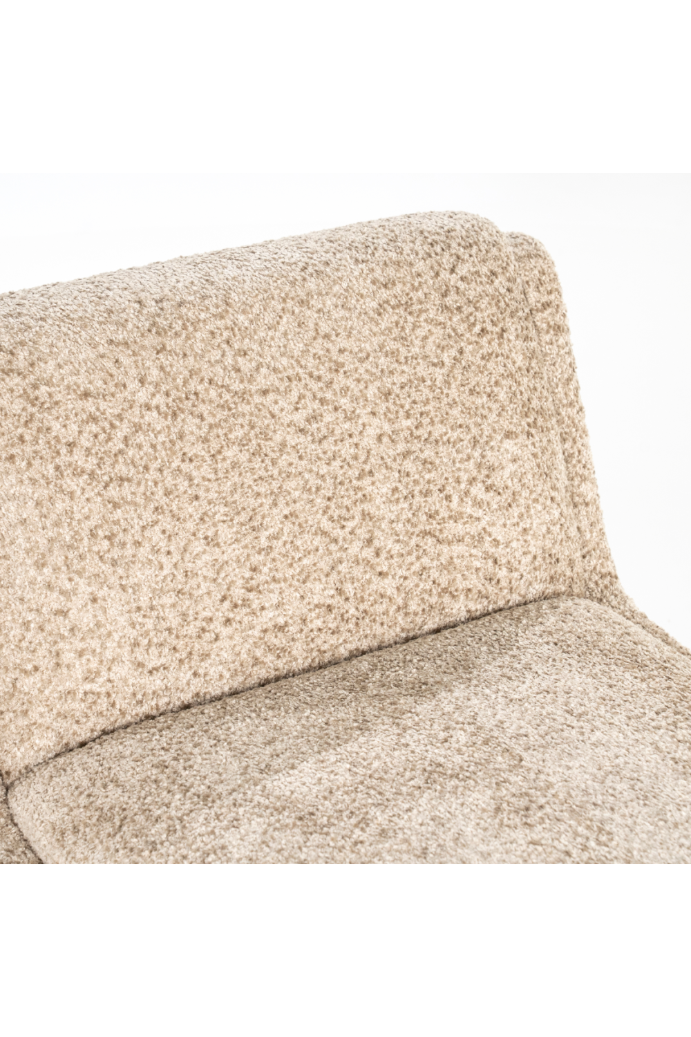 Fully-Upholstered Lounge Chair | By-Boo Omla | Oroa.com