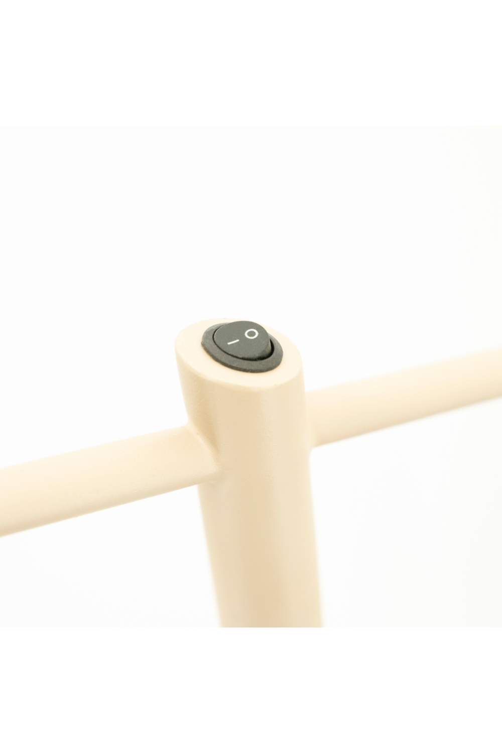 Painted Iron Floor Lamp | Oroa.com