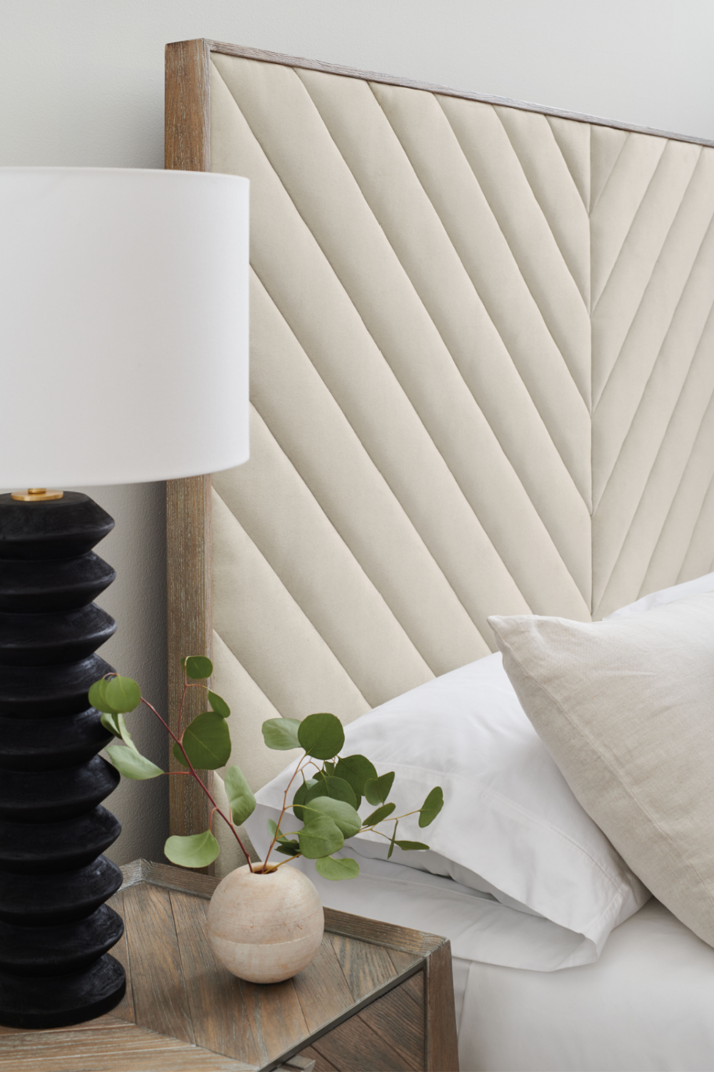 Ash Wood Upholstered Bed | Caracole Meet U In The Middle | Oroatrade.com