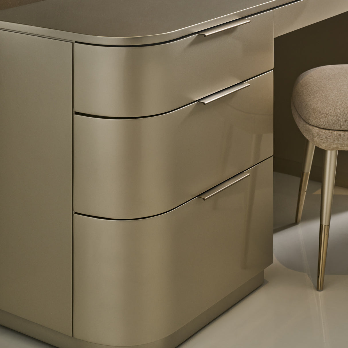 Silver 3-Drawer Desk – Oblique – alternate view 6