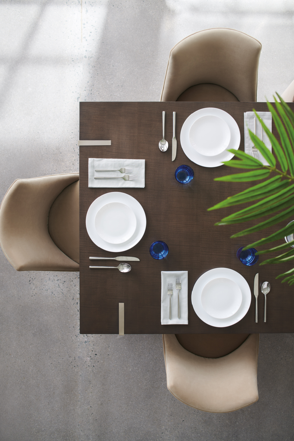 Sculptural Modern Dining Chair | Caracole Barrel Roll | Oroa.com