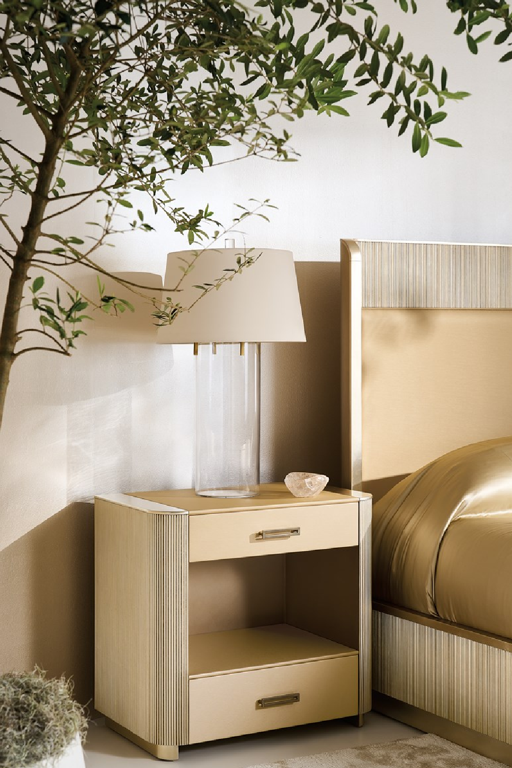 Fluted Sides 2-Drawer Nightstand L | Oroa.com