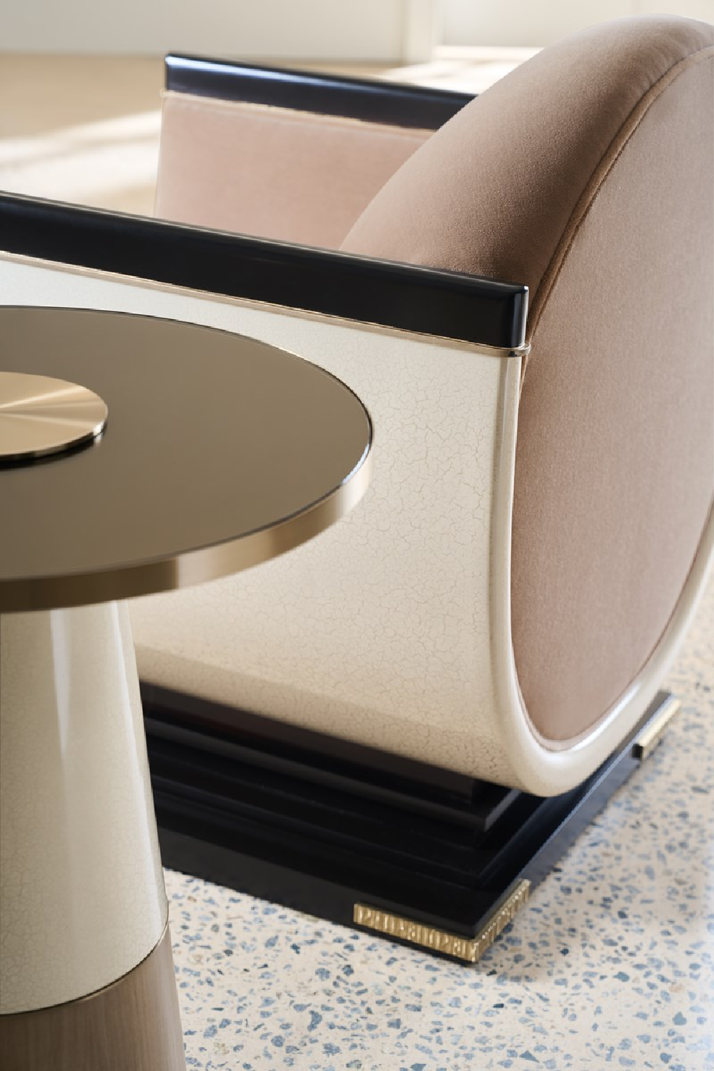 Glass Pedestal Side Table | Caracole Aperture | Oroatrade.com