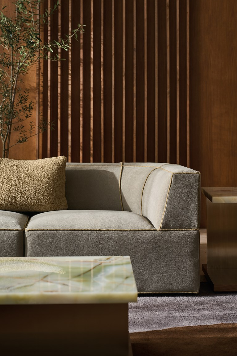 Brown Welted Sectional Sofa | Caracole Marbella | Oroa.com