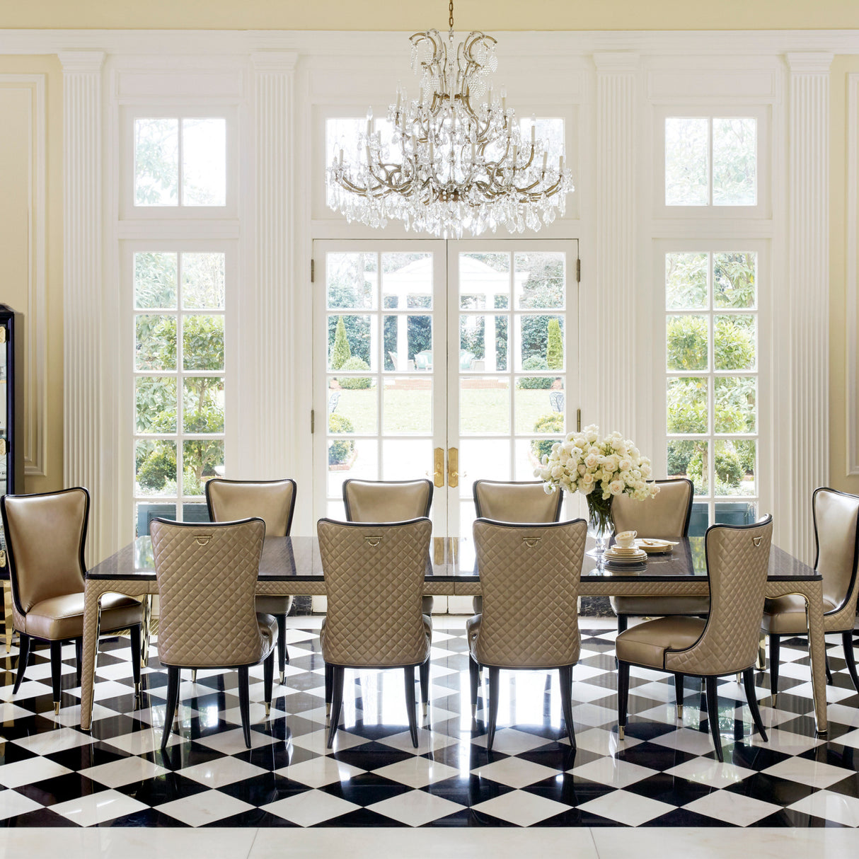 Eucalyptus Extendable Dining Table | Oroa.com