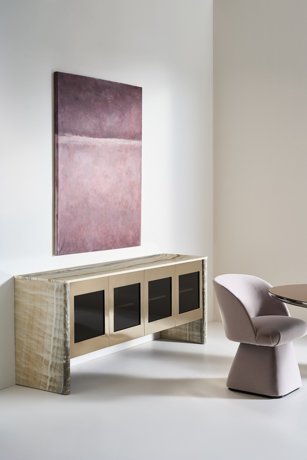 Taupe Velvet Swivel Chair | Caracole Vuelta | Oroa.com