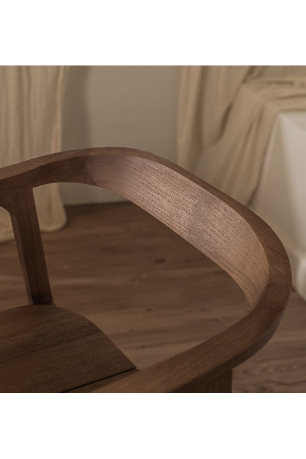 Teak Curved Dining Chair | dBodhi Classy Bibo | OROA.com