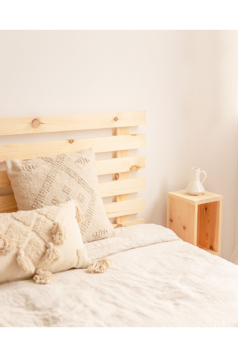 Slatted Wood Headboard | Decowood Bruma | Oroa.com