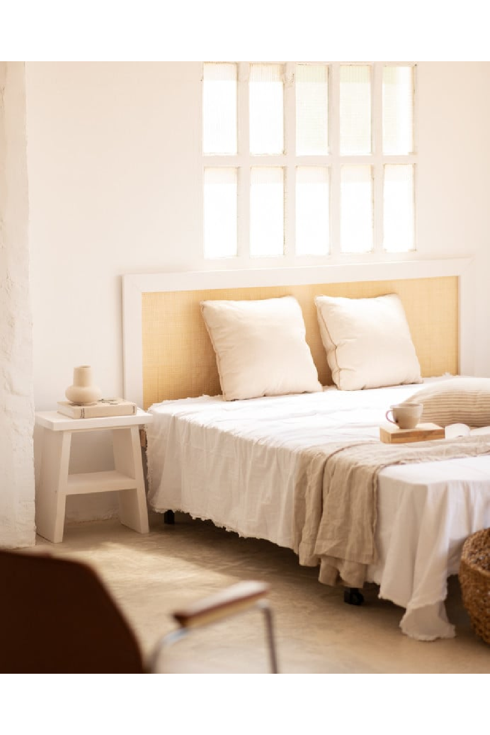 A-Shaped Wooden Side Table | Decowood Frida | Oroa.com