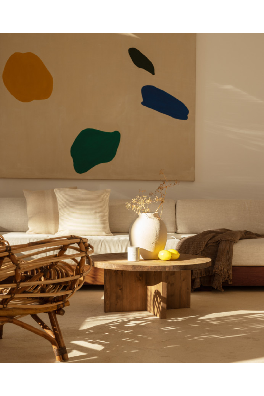 Round Coffee Table | Decowood Tokyo | Oroa.com