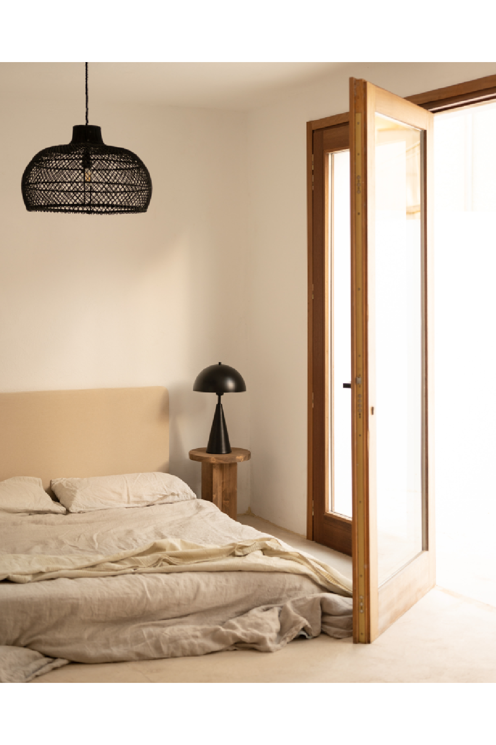 Japandi Round Bedside Table | Decowood Tokyo | Oroa.com