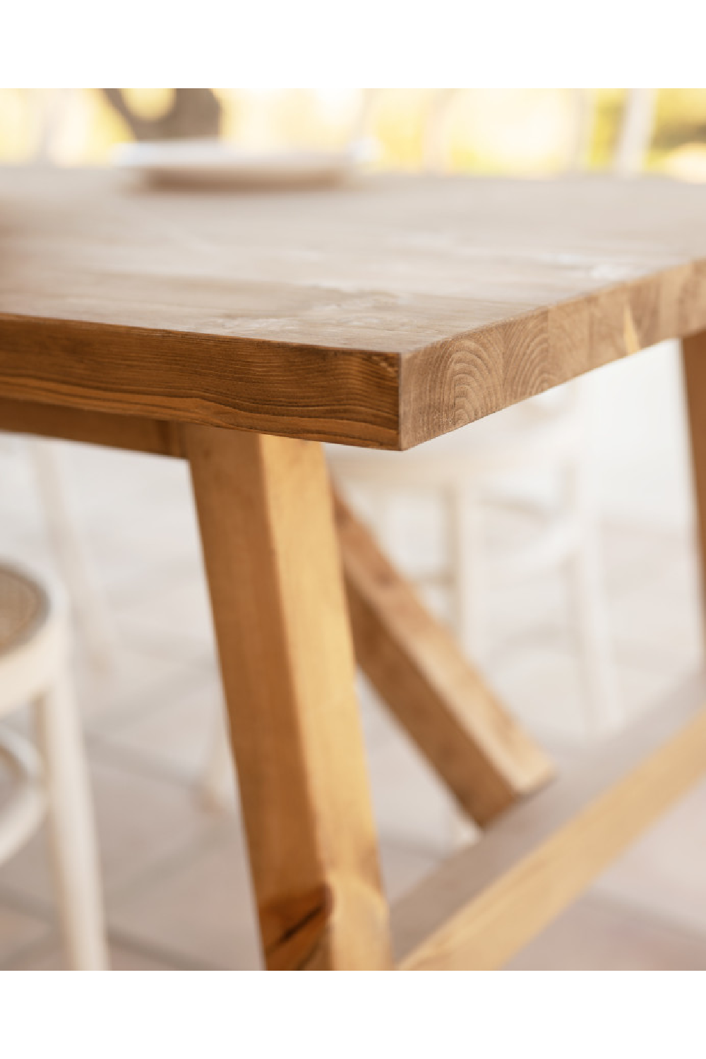 Scandinavian Wooden Dining Table | Decowood Siep | OROA.com