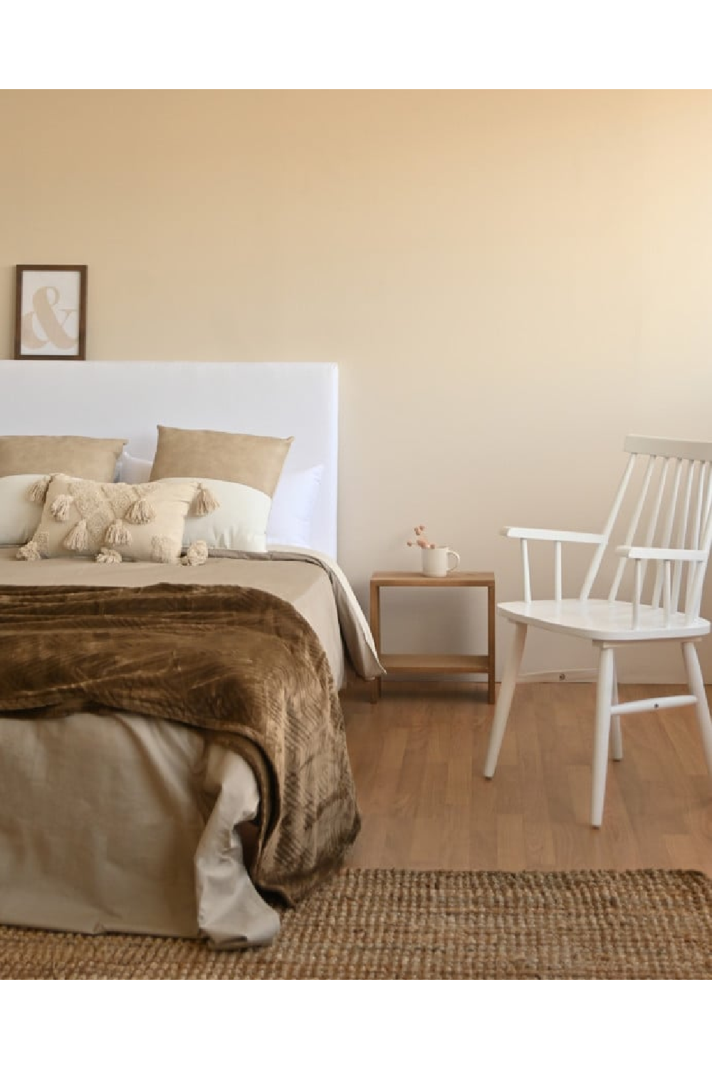 Minimalist Wooden Bedside Table | Decowood Meller | Oroa.com