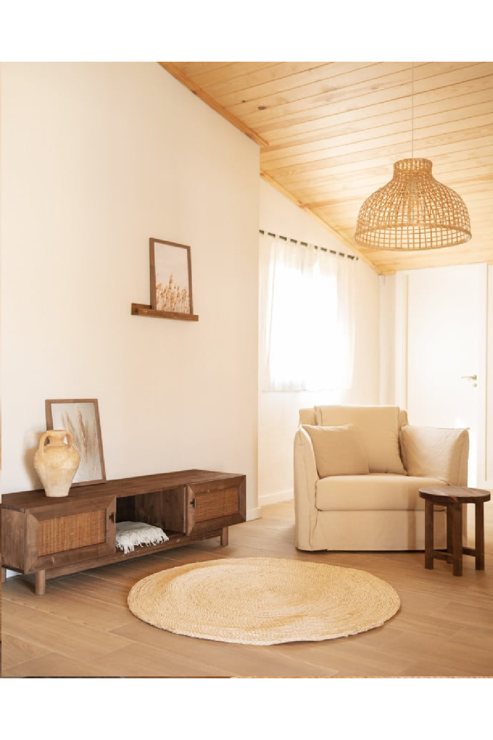 Solid Wood 2-Door TV Cabinet | Decowood Olivia | Oroa.com