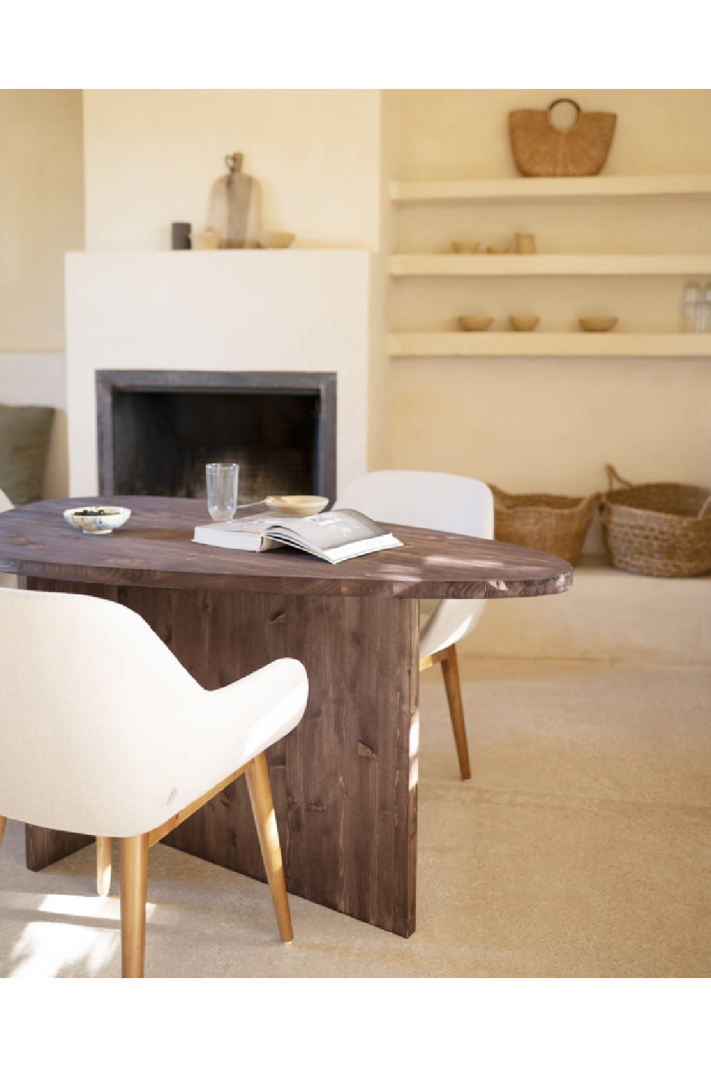 Organic-Shaped Wooden Dining Table | Decowood Mur | Oroa.com