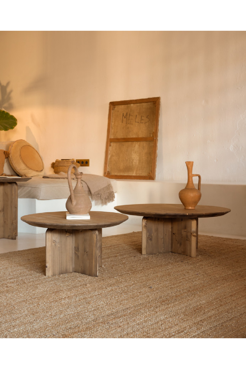 Wooden Round Coffee Table | Decowood Bloom | Oroa.com