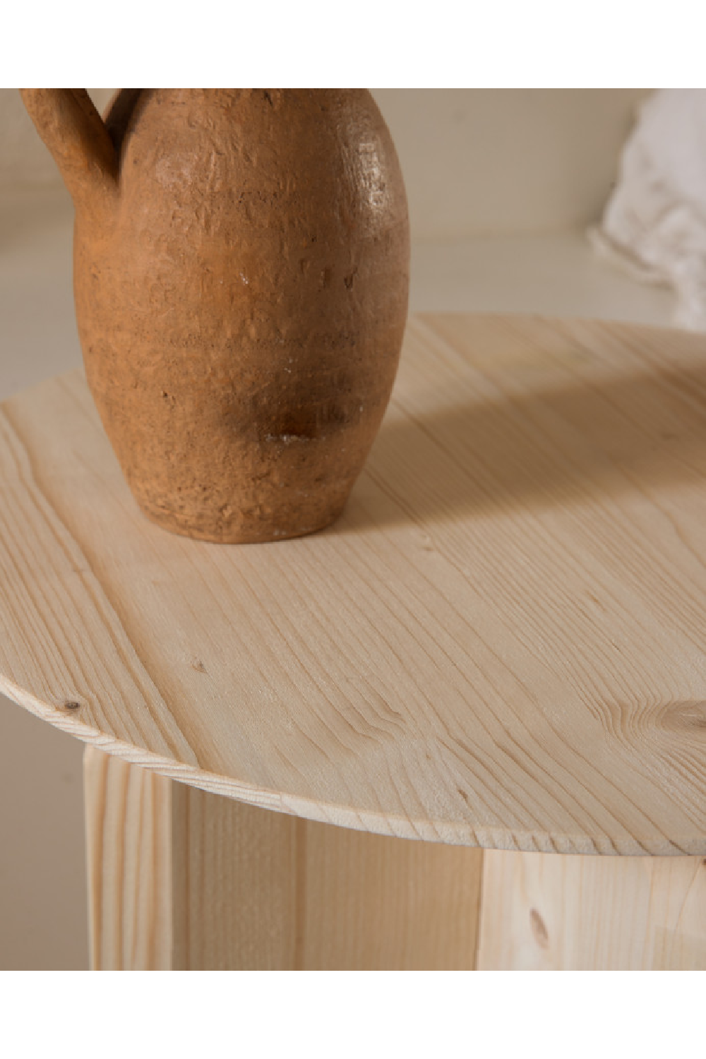 Round Solid Wood Side Table | Decowood Bloom | Oroa.com