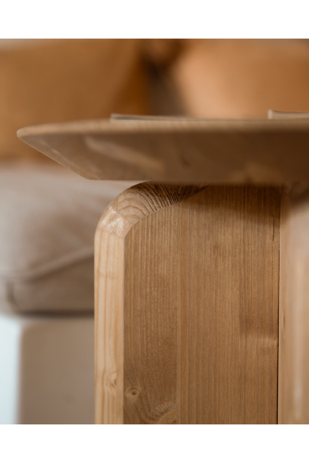 Round Solid Wood Side Table | Decowood Bloom | Oroa.com
