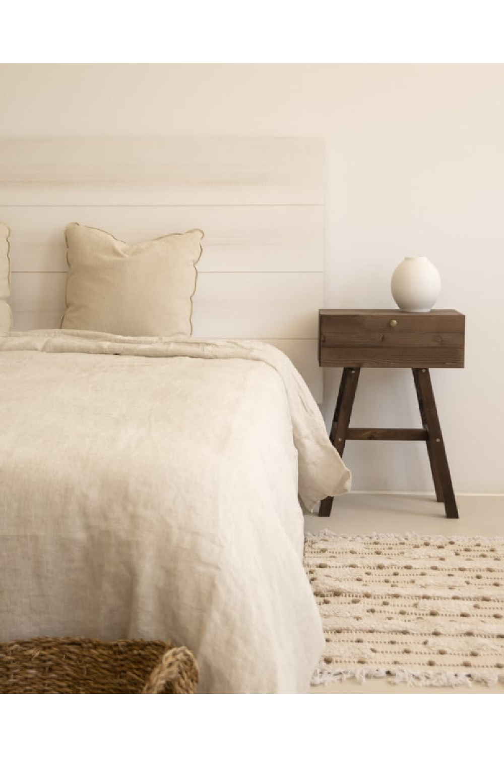 Stripped Wood Headboard | Decowood Radiata | Oroa.com