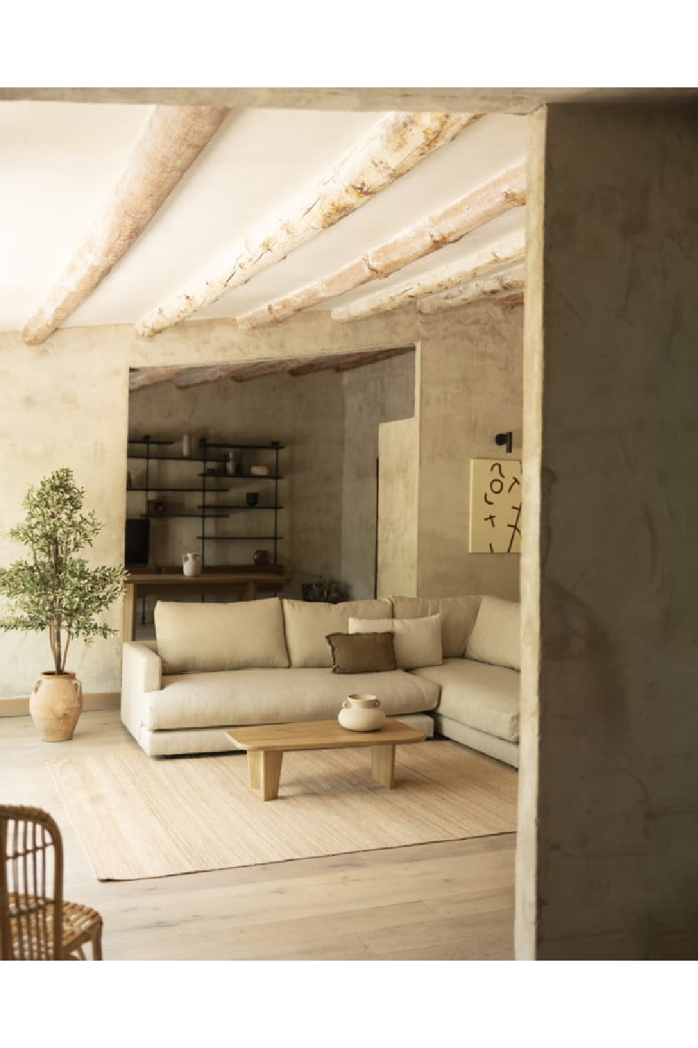 3-Legged Poplar Coffee Table | Decowood Bimba | Oroa.com