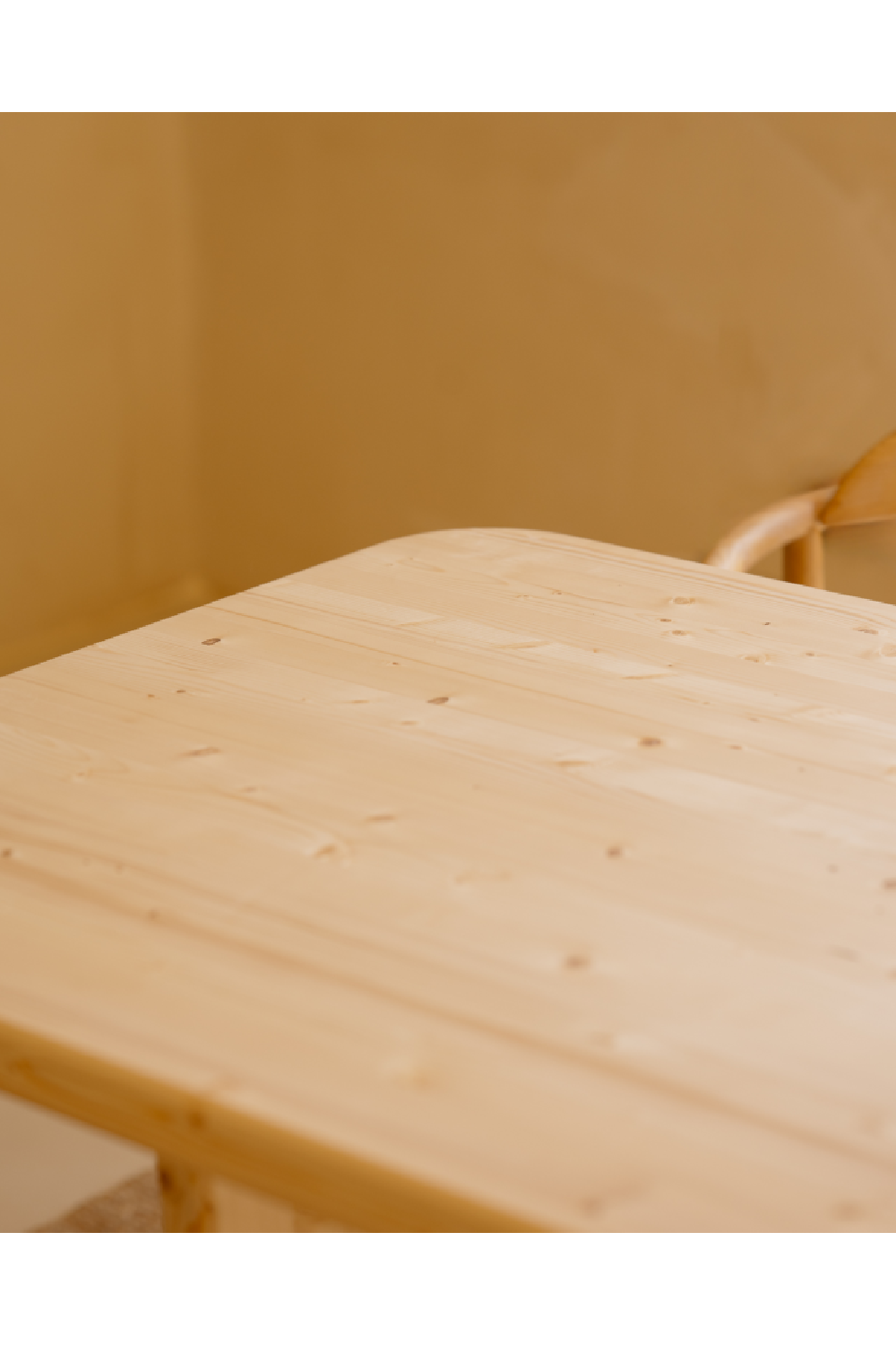 Scandinavian Style Dining Table | Decowood Bimba | Oroa.com