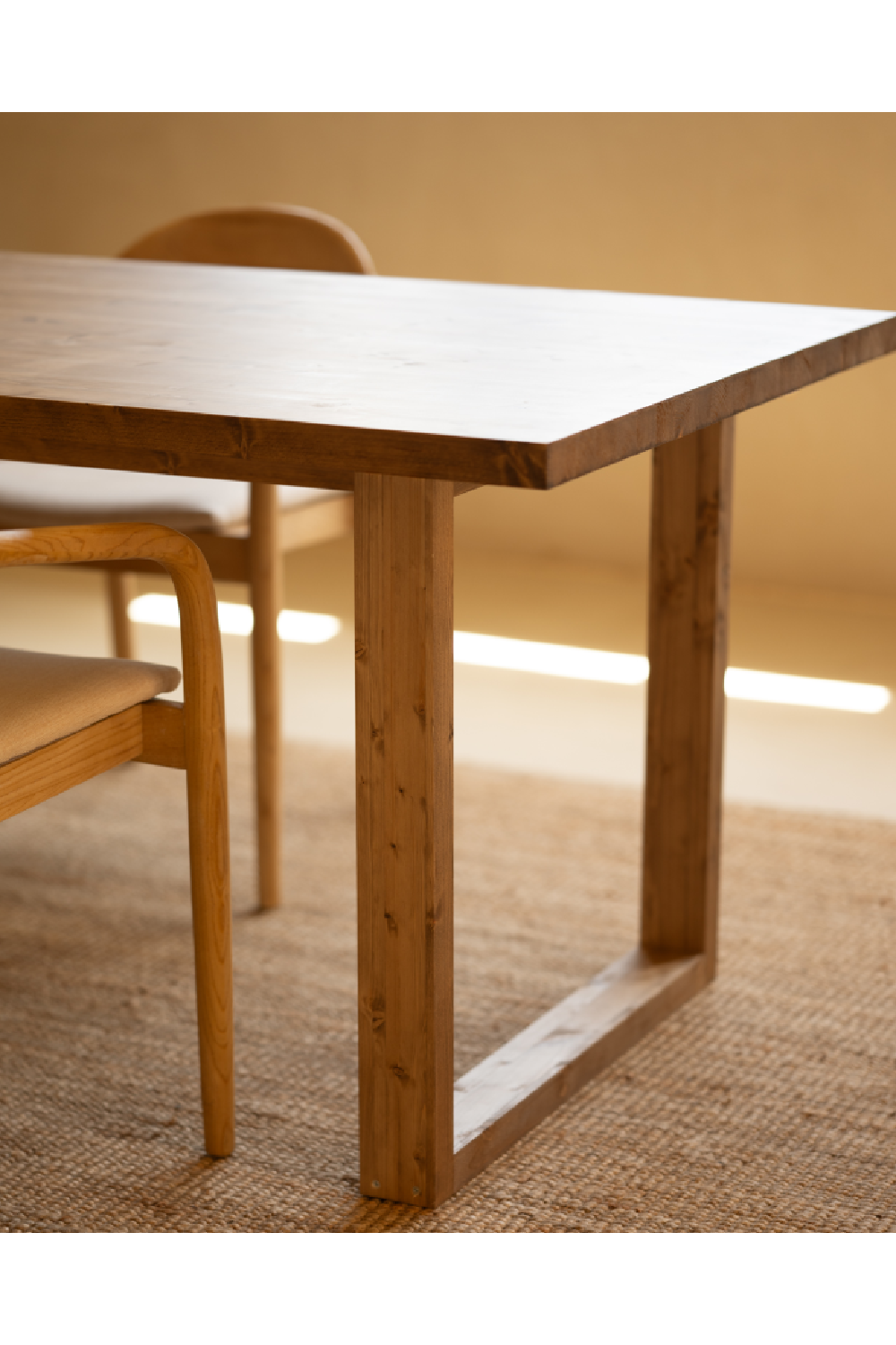 Scandinavian Style Dining Table | Decowood Cairo | Oroa.com