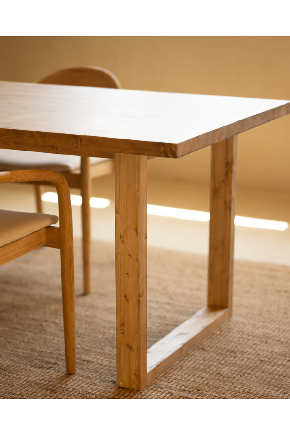 Scandinavian Style Dining Table | Decowood Cairo | Oroa.com