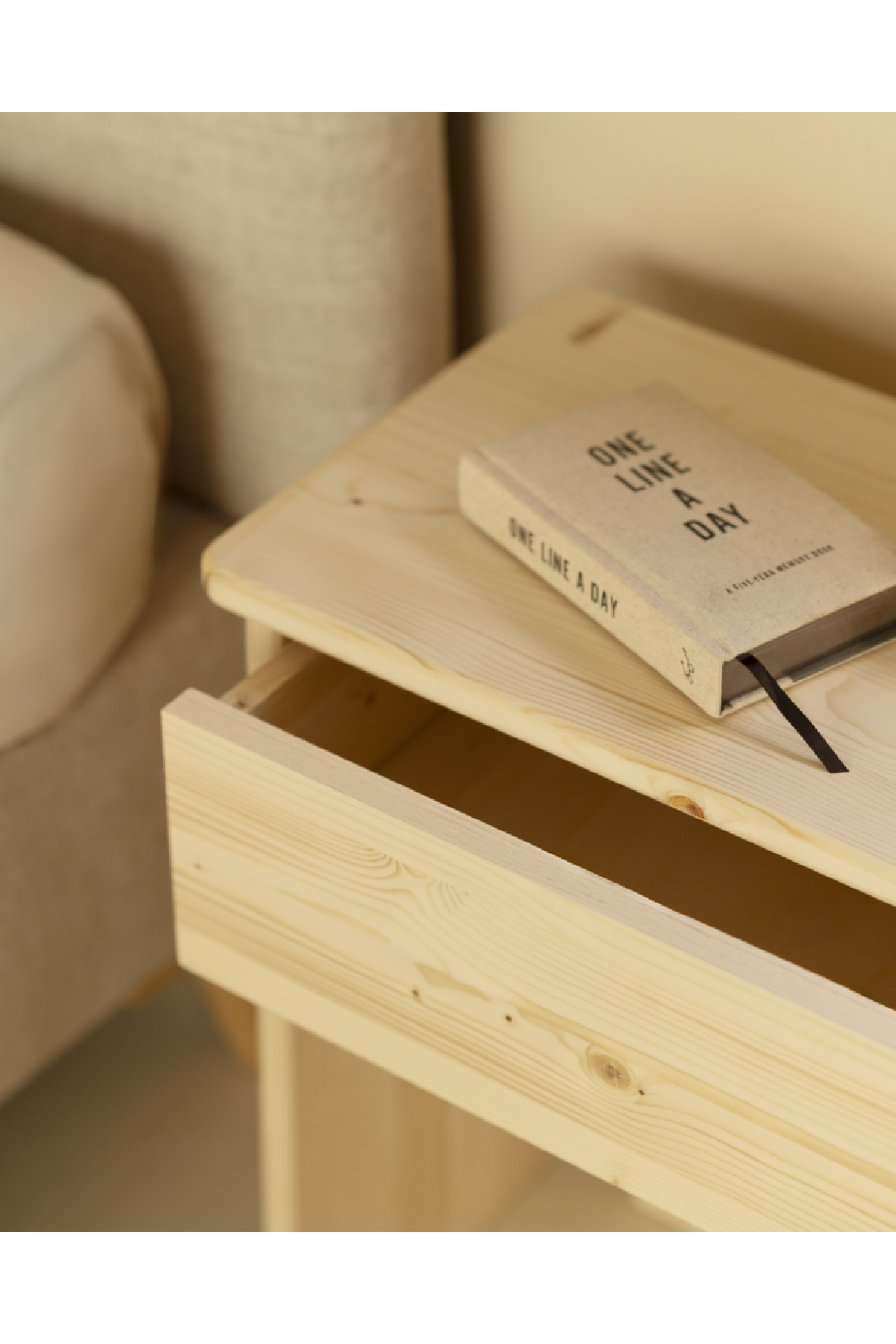 Minimalist 1-Drawer Nightstand Set (2) | Decowood Sigrid | Oroa.com