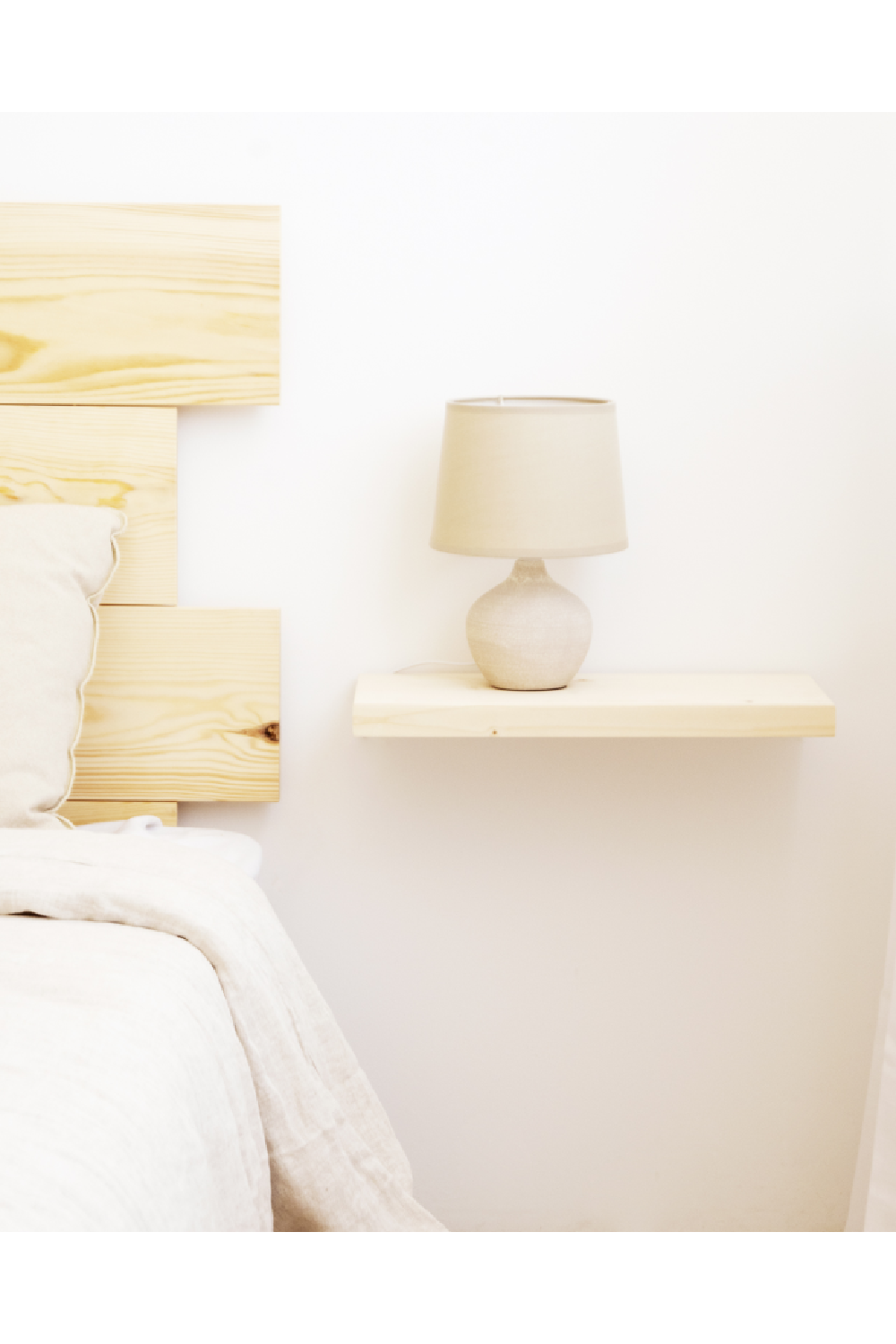Solid Pine Floating Shelf Nightstands (2) | Decowood Hak | Oroa.com