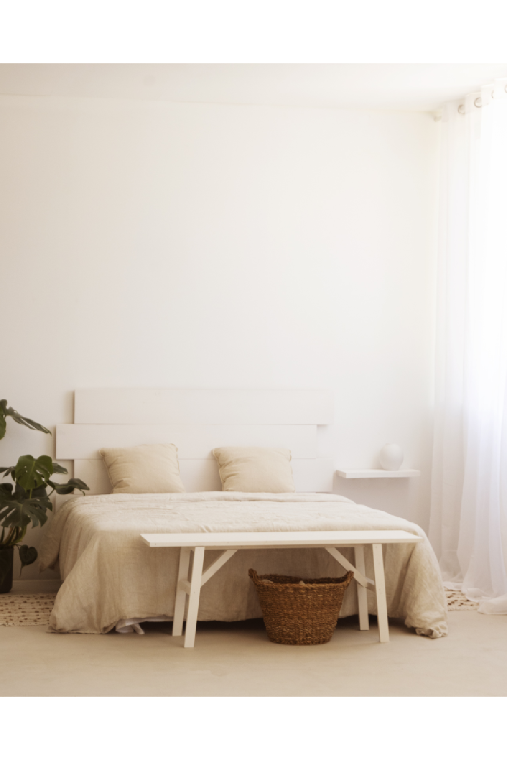 Solid Pine Floating Shelf Nightstands (2) | Decowood Hak | Oroa.com