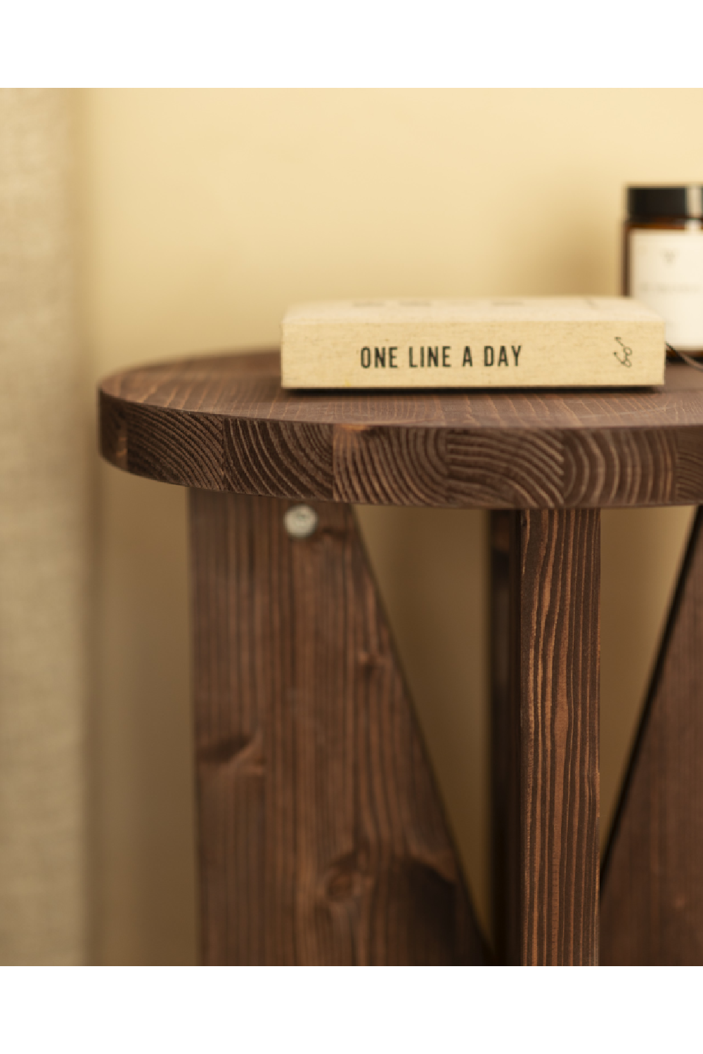 Geometric Base Wooden Side Tables (2) | Decowood Vega | Oroa.com