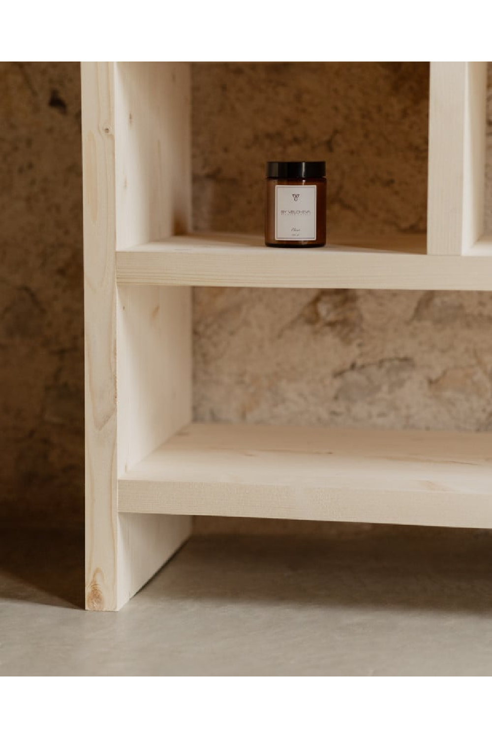 Solid Wood Low Bookshelf | Decowood Rose | OROA.com