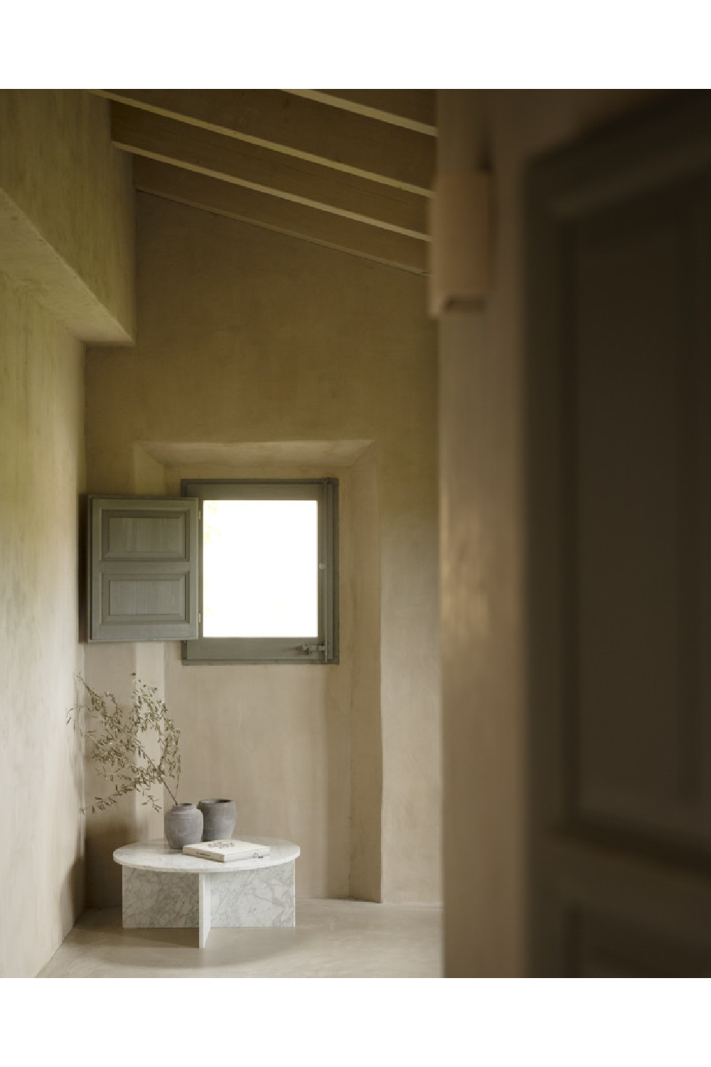 Round Marble Coffee Table | Decowood Tuscany | Oroa.com