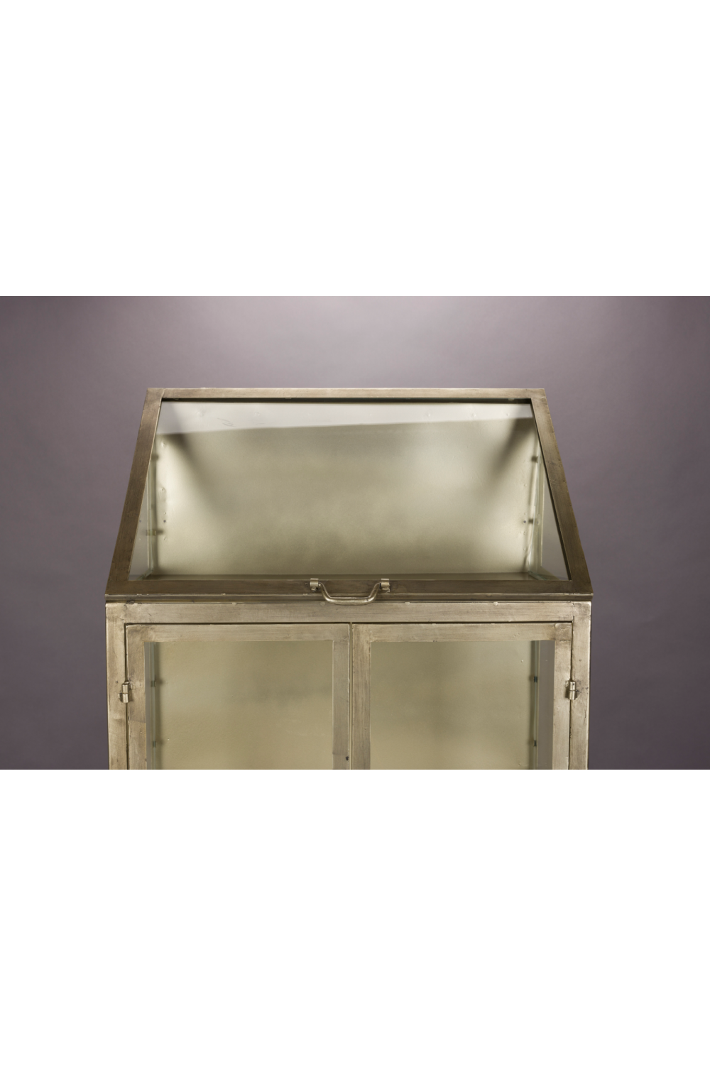 Gold Display Cabinet | Dutchbone Monviso | OROA.com
