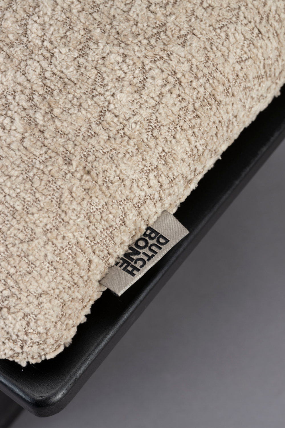 Brown Upholstered Bench | Dutchbone Shiho | OROA.com