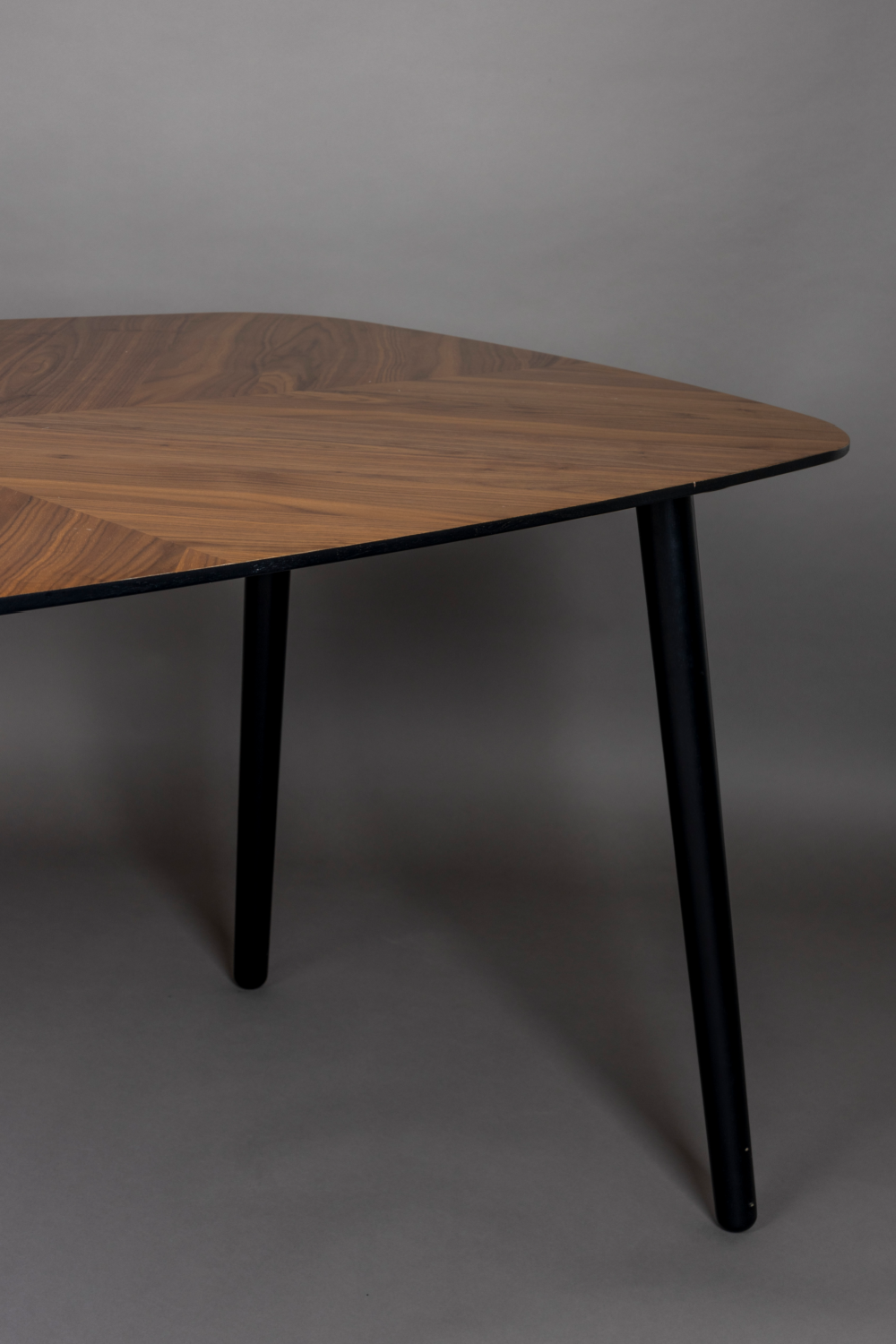 Rubber Wood Dining Table | Dutchbone Clover | Oroa.com