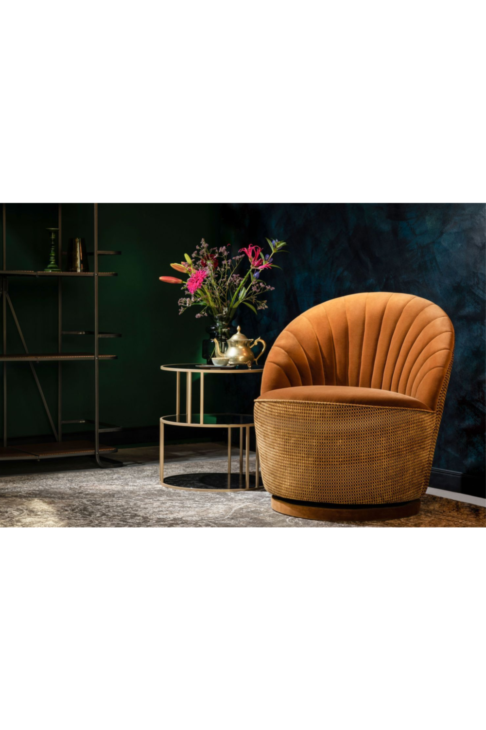 Brown Scallop Accent Chair | Dutchbone Madison | OROA.com