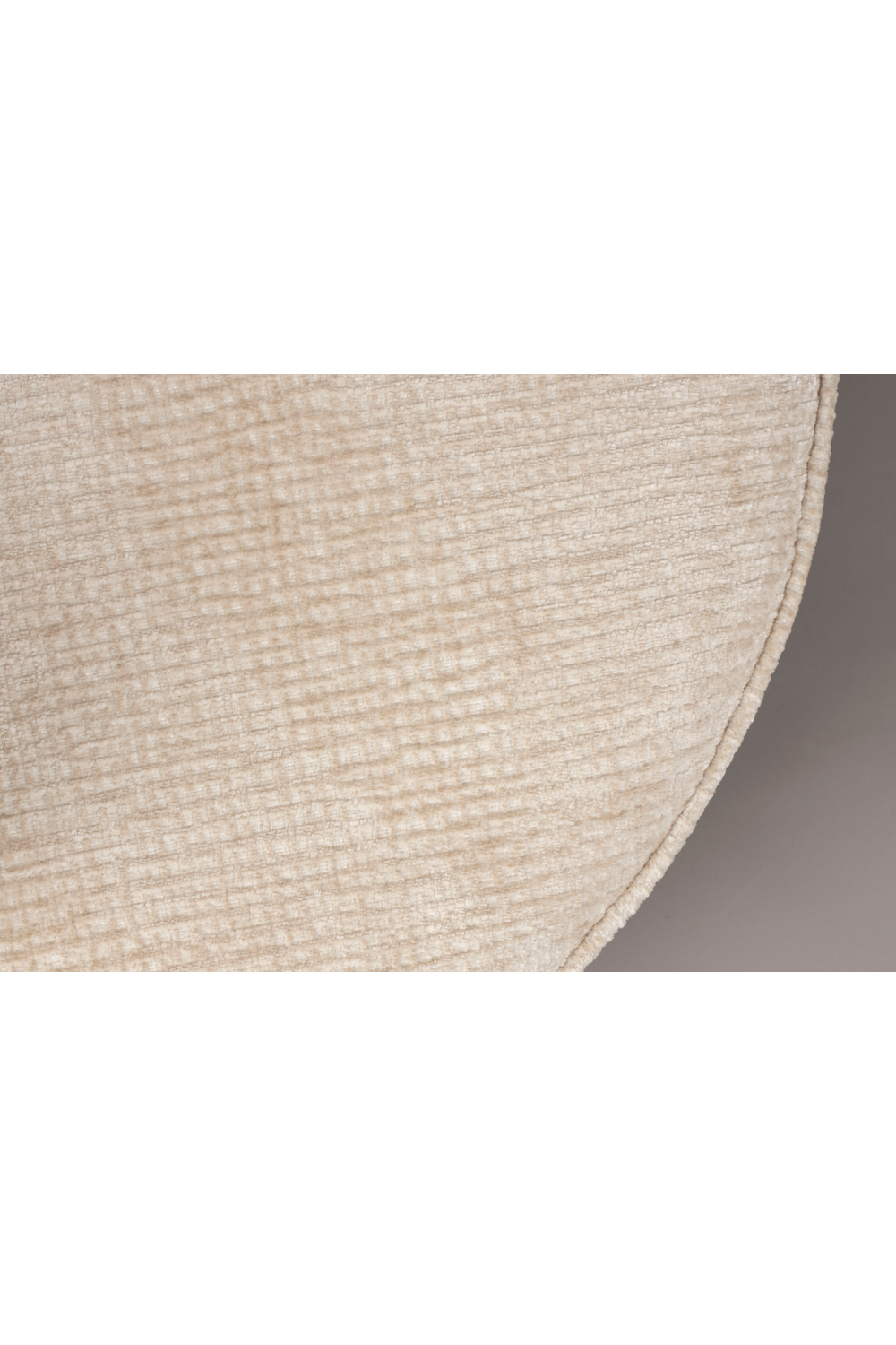 Round Modern Lounge Chair | Dutchbone Tilbury | OROA.com